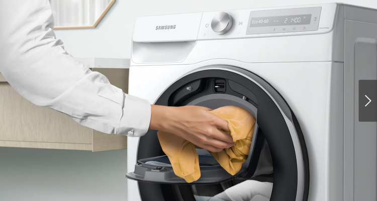 Ajout de vêtements lorsque la machine à laver fonctionne déjà